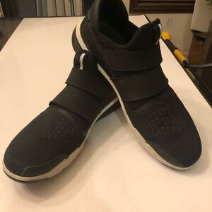 ECCO Danish Design Men’s Black Sneakers Size 45